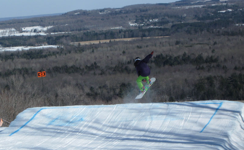 snowboarding skiing 001